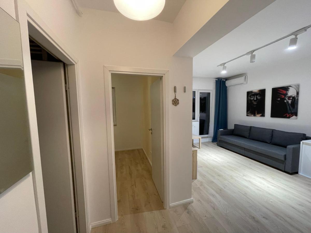 Treasure Luxury Apartment Palace บูคาเรสต์ ภายนอก รูปภาพ